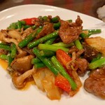 中国食堂 八八 - ニン芽とレバー ピリ辛炒め