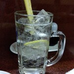 鶴亀 - チューハイ 300円(税込)(2024年1月27日撮影)