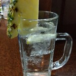 鶴亀 - チューハイ 300円(税込)(2024年1月5日撮影)