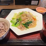 大戸屋 - 料理写真: