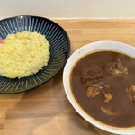 モトカレー - インド、ソース増量、ライス200g