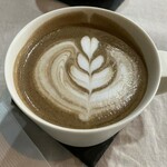 エニー カフェ - ほうじ茶ラテ ¥650