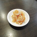 奥出雲 そば処 一福 - 地酒セットの小鉢(サメの軟骨和え)