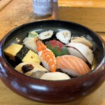 Douraku Sushi - 