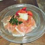 ミアスタンド - 苺生ハムカプレーゼ