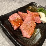 炭火焼肉 一徳 離宮 - 