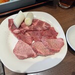 炭火焼肉やまと - 