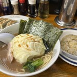 横浜ラーメン厨房 うえむらや - 