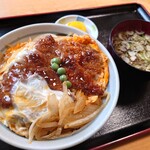 牛乳屋食堂 - 煮込カツ丼