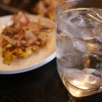 町家 - 芋焼酎ロック、なみなみ