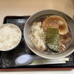 Ramen Yume Douchuu - わんたんめん730円　半ライスはサービス