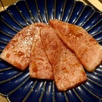 Yakiniku Kanda Seinikuten - 黒毛和牛上カルビ：680円+税