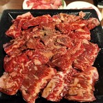 厳選和牛 焼肉 犇屋 - 