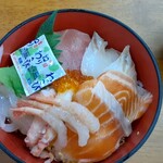 市場の食堂 - 海鮮丼