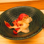 鮨処 凜 - おまかせ　１１０００円（税込）　一品料理-１　炙り鯨ベーコン【２０２４年１月】