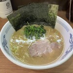 家系ラーメン みさき家 - 