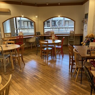 イズコウゲン駅 カフェ べるじゅ_2