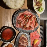 Jukusei Yakiniku Nikugen - 