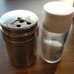 ネパール家庭料理 ダルバート - 卓上調味料