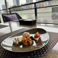 スミレオオサカ - 