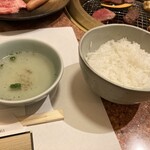 あわじ和牛亭 - テールスープとご飯中