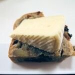 アルチザン・パティシエ・イタバシ - クリームチーズバイサンド