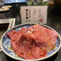 肉 希々 - ボリュームたっぷりの不定期ランチ