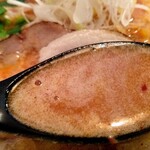 麺屋 東札幌ノ梟 - スープ