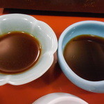 熱海　大観荘 - 向付の醤油　　梅醤油と　右醤油