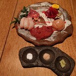 鶏一途 - 地鶏刺身の盛り合わせ(5種)