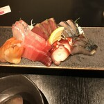 旬魚旬菜まるとび - お刺身盛り合わせ