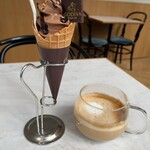 GODIVA cafe - 