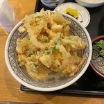 ウエスト うどん屋 - かき揚げ丼