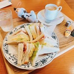 ポッポ - Cモーニング 850円
サンドイッチのモーニング♬