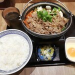 Yoshinoya - 牛すき鍋膳（肉増量）ごはん大盛