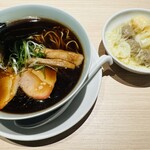 ワンタン麺専門店 たゆたふ - 