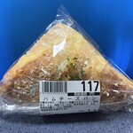 ビッグのパン屋さん - 以前から大好きな「ハムチーズパン」♡
