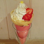 オレンジカウンティ - 生クリームイチゴに生クリームツリーが♪