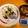 Takarazushi - 令和6年1月
                ランチタイム(11:30〜14:00)
                Bランチ 税込825円
                にぎり8貫、鉄火巻6切れ、赤出汁