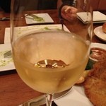 ビストロ フクモト - 白ワイン　グラスで！￥５００