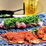 Toriyaki Kitsune - もも肉の鬼焼き・ もも肉の香草焼き