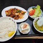 東来軒長束 - 酢豚定食　1,100円