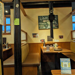 飛騨牛焼肉 牛ざんまい - 店内