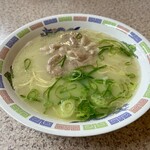 博多ラーメンはかたや - シンプルな博多ラーメン