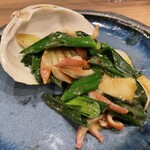 乃木坂 結 - 北寄貝と葉玉ねぎの炒め物 XO醬炒め 3,000円