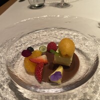 ミクニ マルノウチ - 