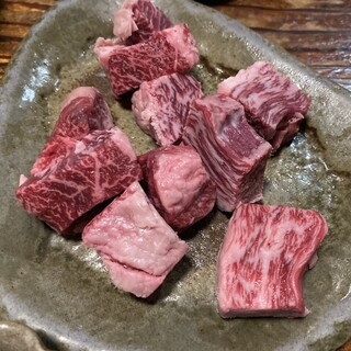 焼肉 初栄 - 料理写真:ミニステーキ