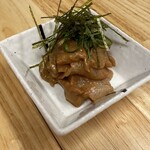 もつ焼 よし田 - 鯛の胡麻ダレ和え