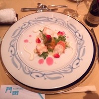 レストラン 門田 - ロブスターとアーティチョークのロザス、マンゴーとヴァニラの風味のソース