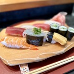 しほう田 - にぎり鮨ランチ … ¥1,300円（税込）